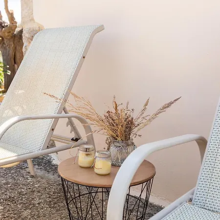 בית נופש The Morus House With Private Pool Melidhonion (Kalyves)