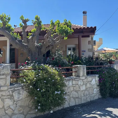 The Morus House With Private Pool בית נופש